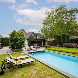Fabulous 4 Bedroom Villa Eindhoven - Ks10